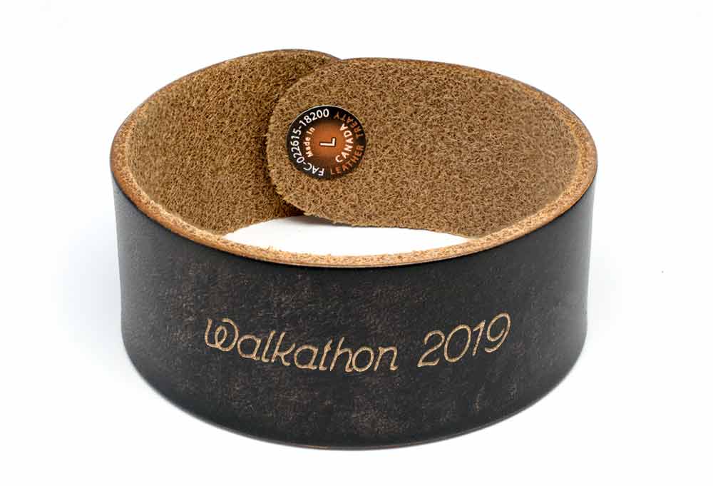 Round Edge Cuff - Black (engraved)